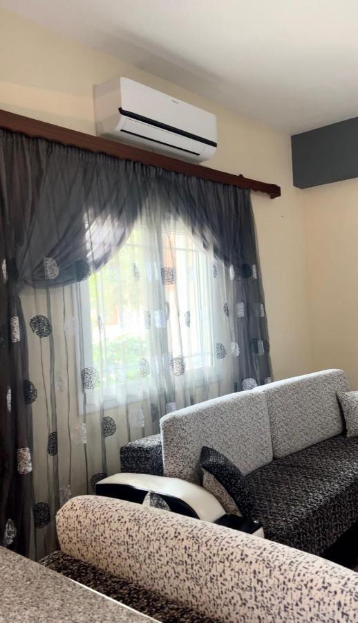 Vila New Ksamil Luaran gambar