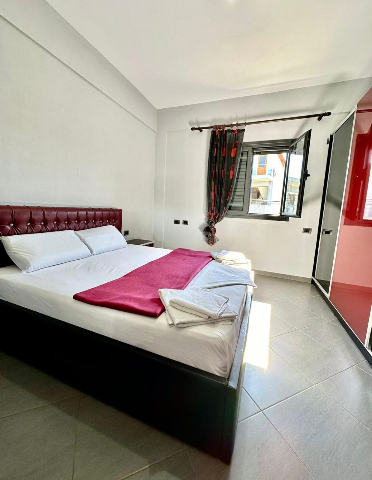 Vila New Ksamil Luaran gambar