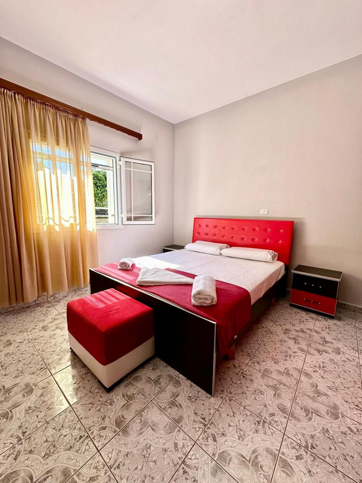 Vila New Ksamil Luaran gambar